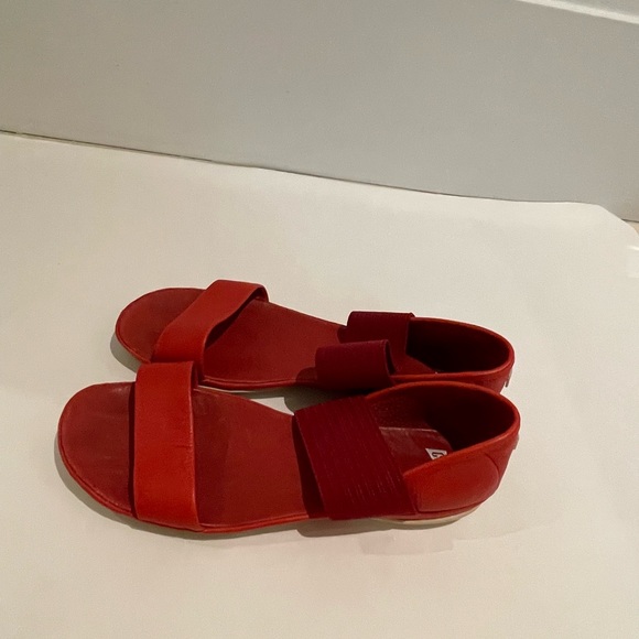 Camper Right Nina Mugello Womens Slip On Sandals - Picture 2 of 6